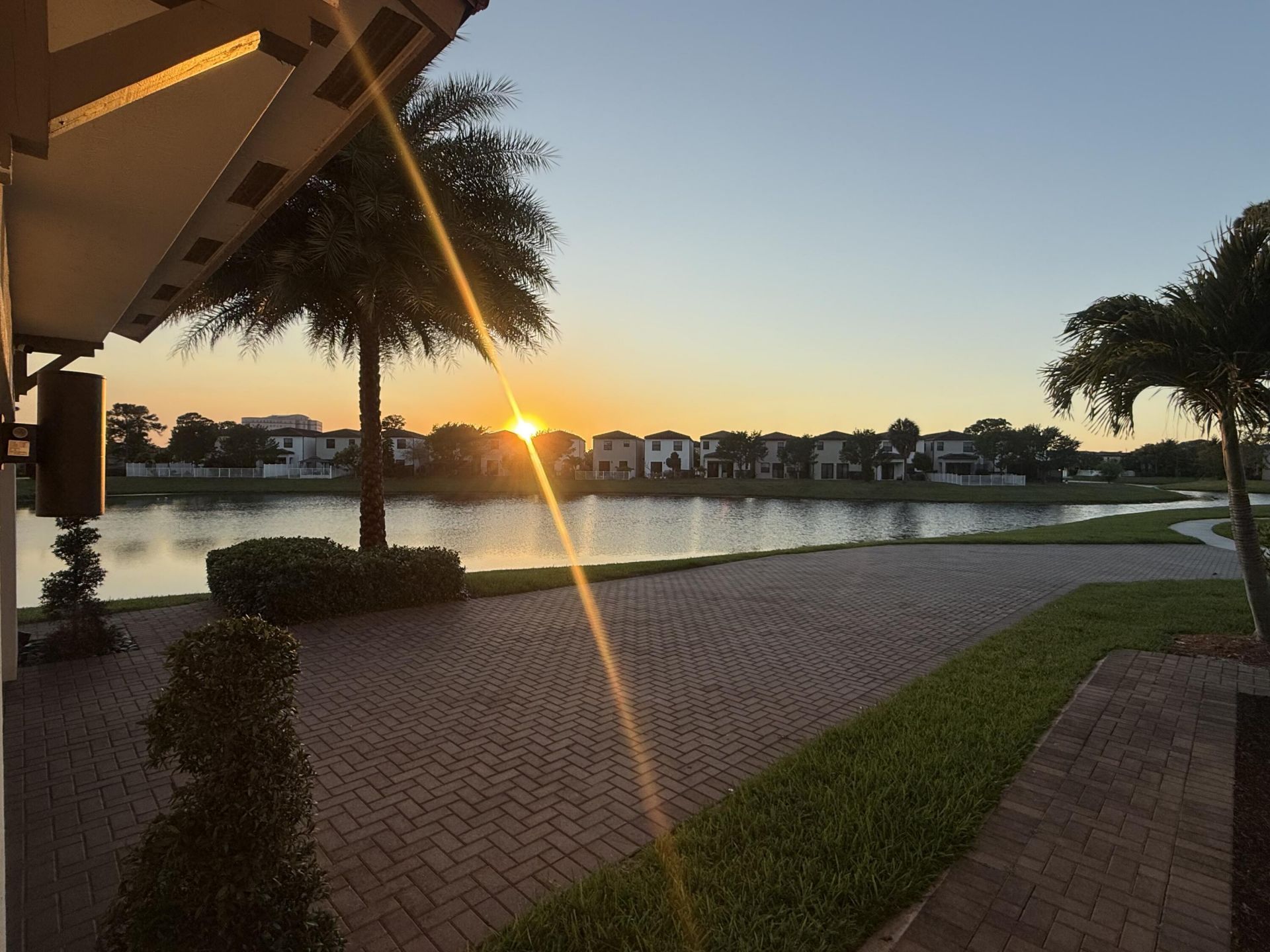 3001 King Palm Way, Riviera Beach, FL 33410 Photo