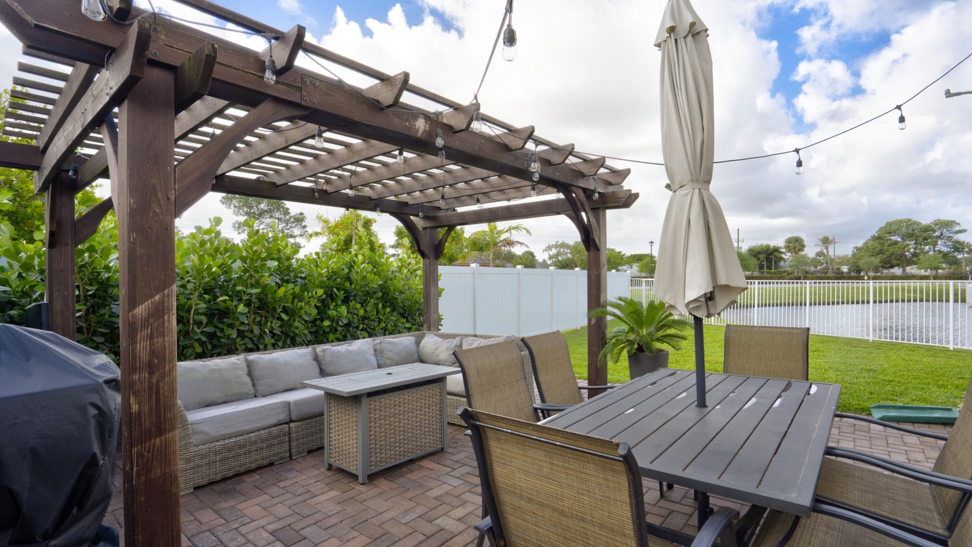 3001 King Palm Way, Riviera Beach, FL 33410 Photo