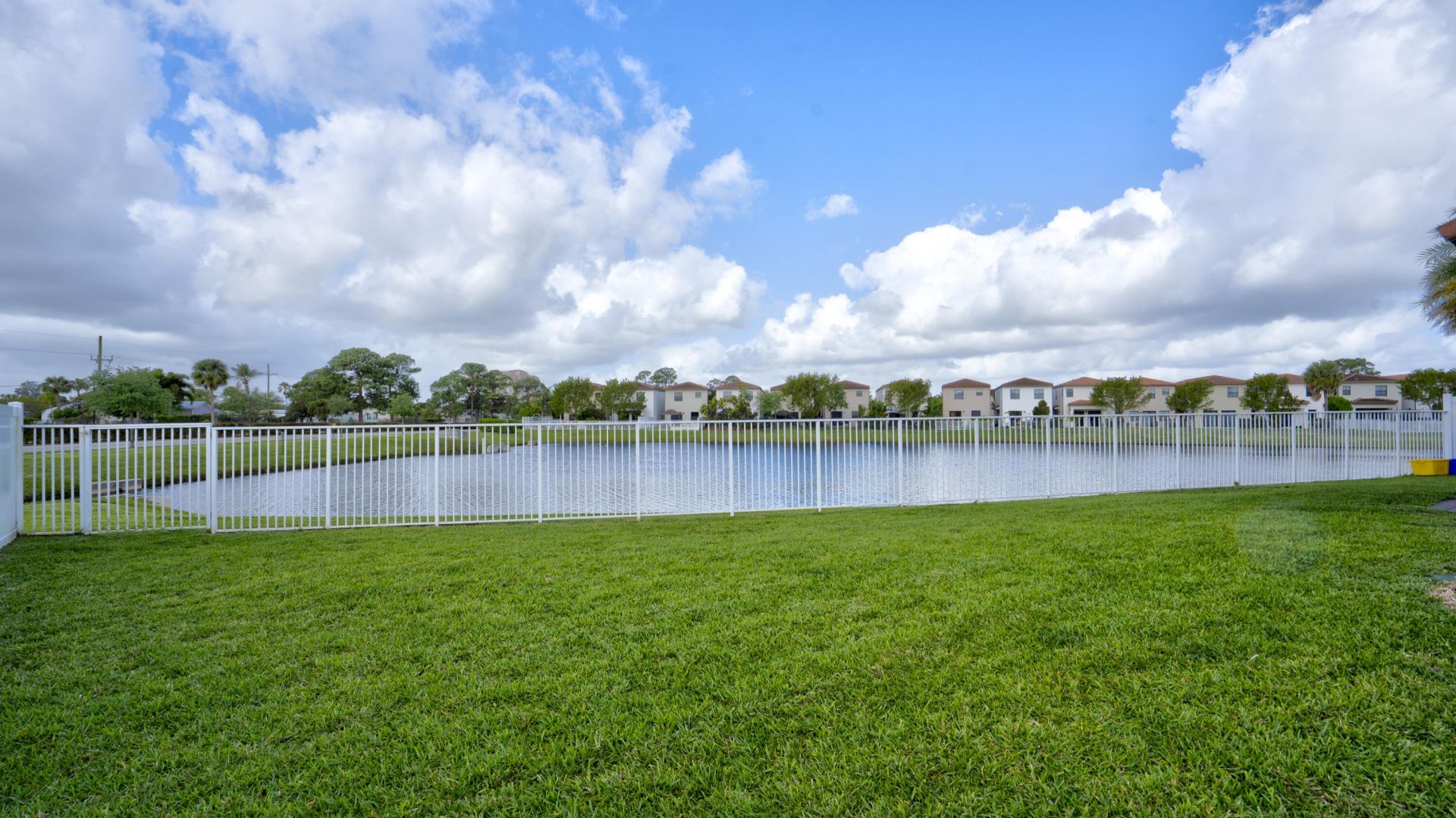 3001 King Palm Way, Riviera Beach, FL 33410 Photo