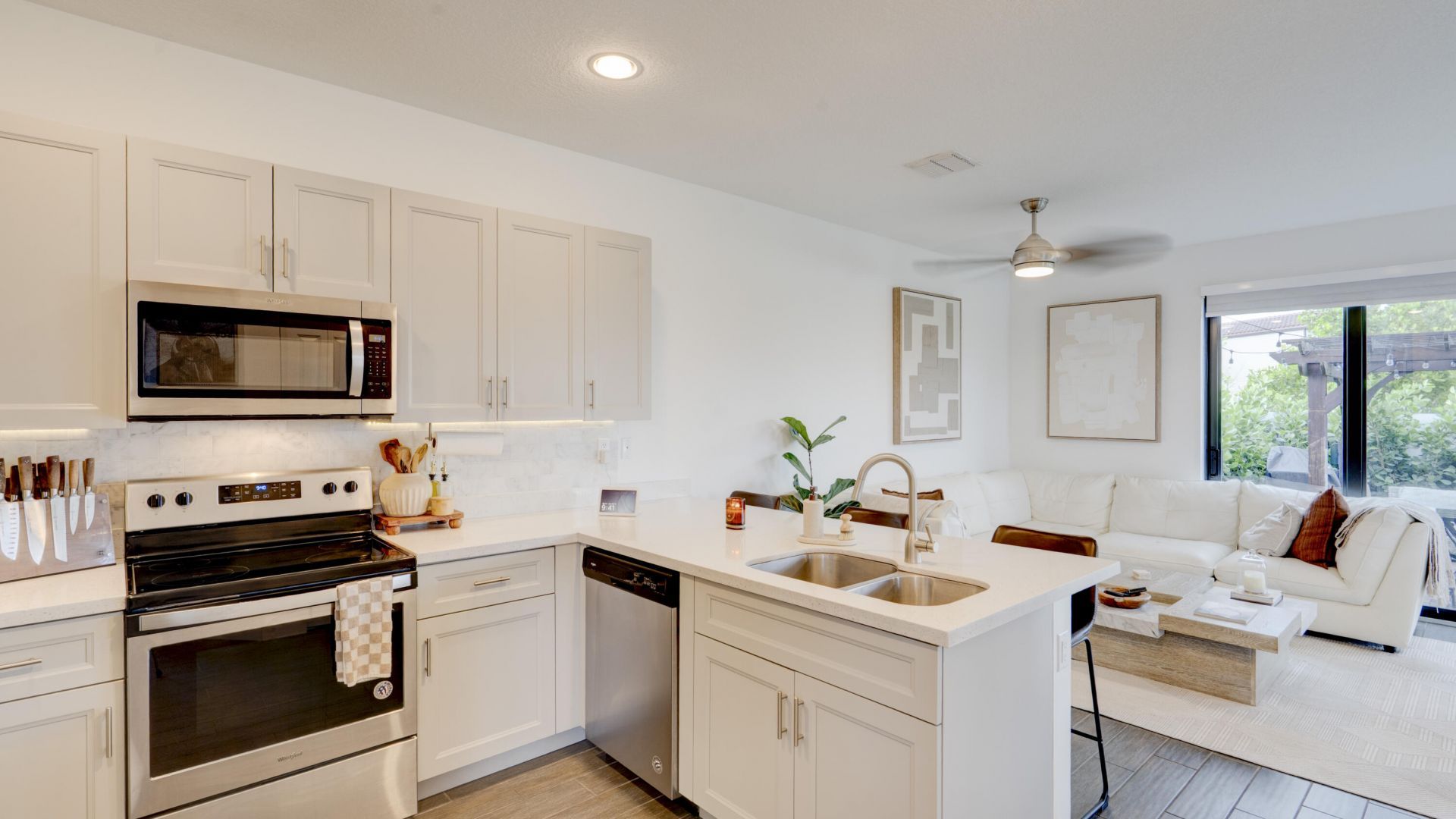 3001 King Palm Way, Riviera Beach, FL 33410 Photo