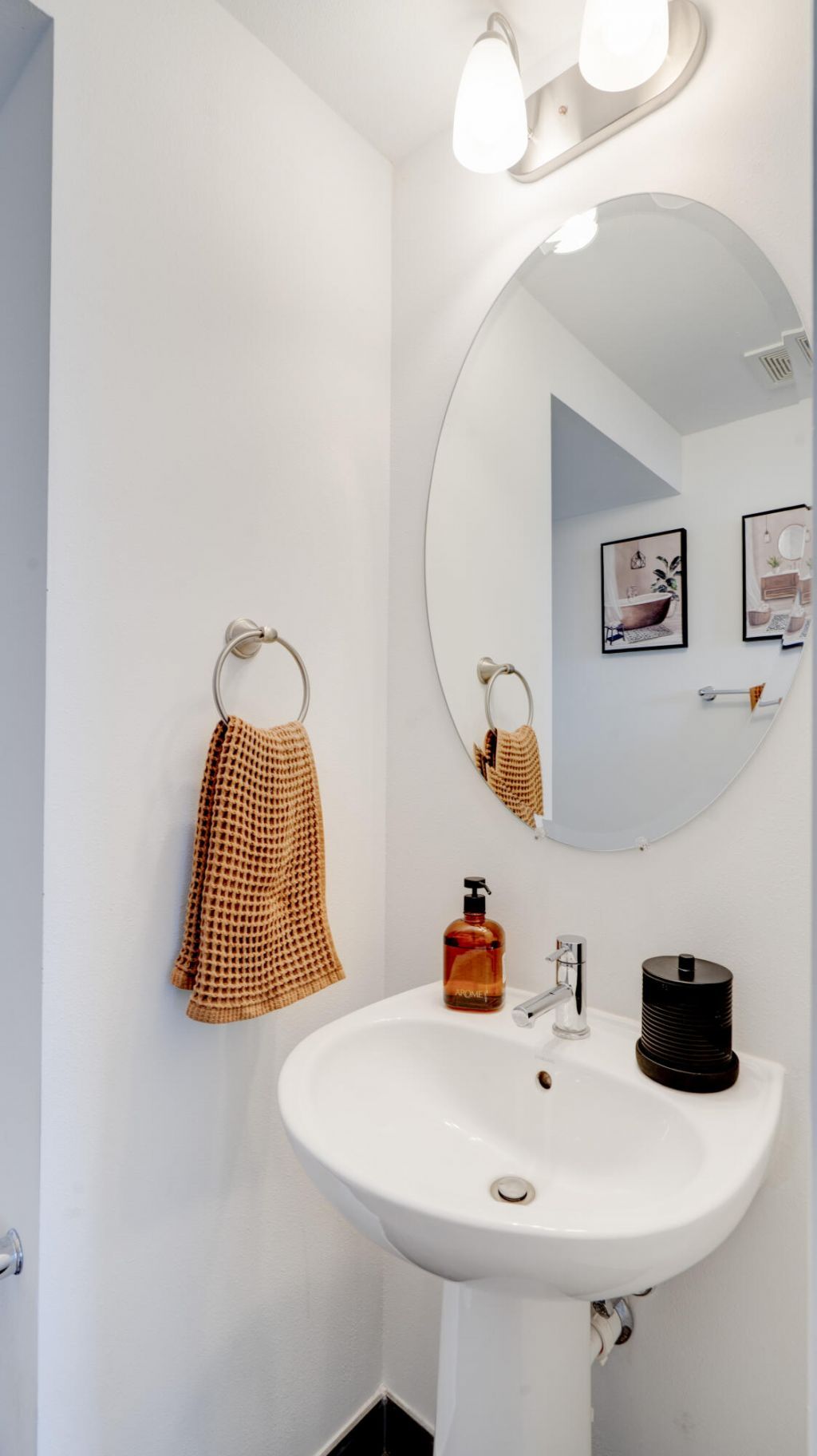 3001 King Palm Way, Riviera Beach, FL 33410 Photo