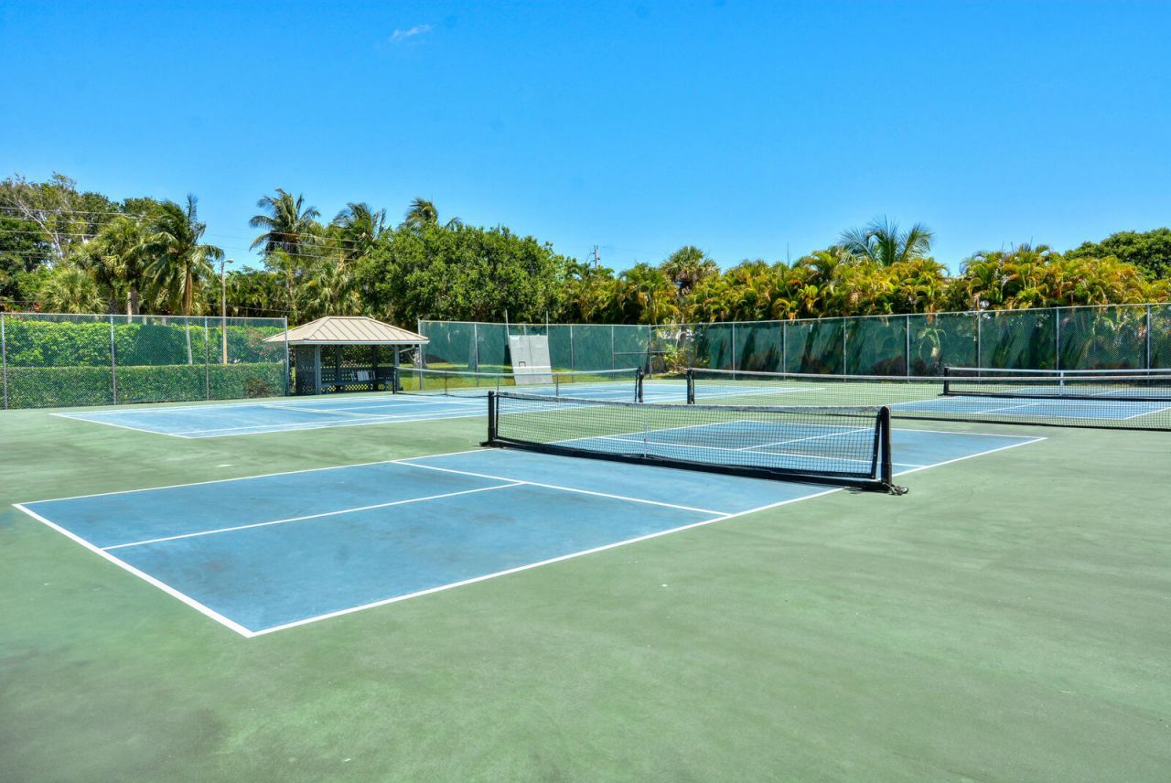 3901 SE Saint Lucie Boulevard, Unit B-13, Stuart, FL 34997 Photo