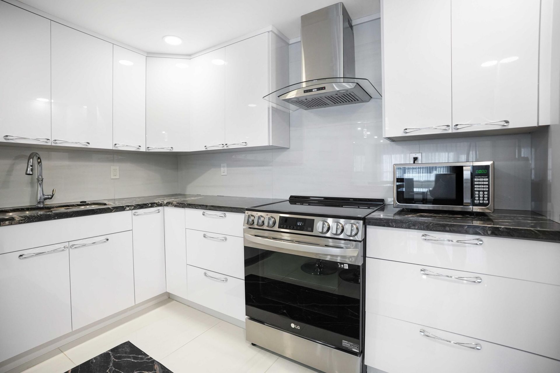 3550 Galt Ocean Drive, Unit 508, Fort Lauderdale, FL 33308 Photo