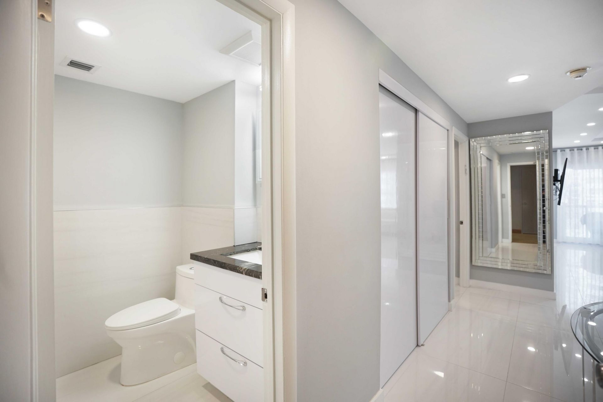 3550 Galt Ocean Drive, Unit 508, Fort Lauderdale, FL 33308 Photo