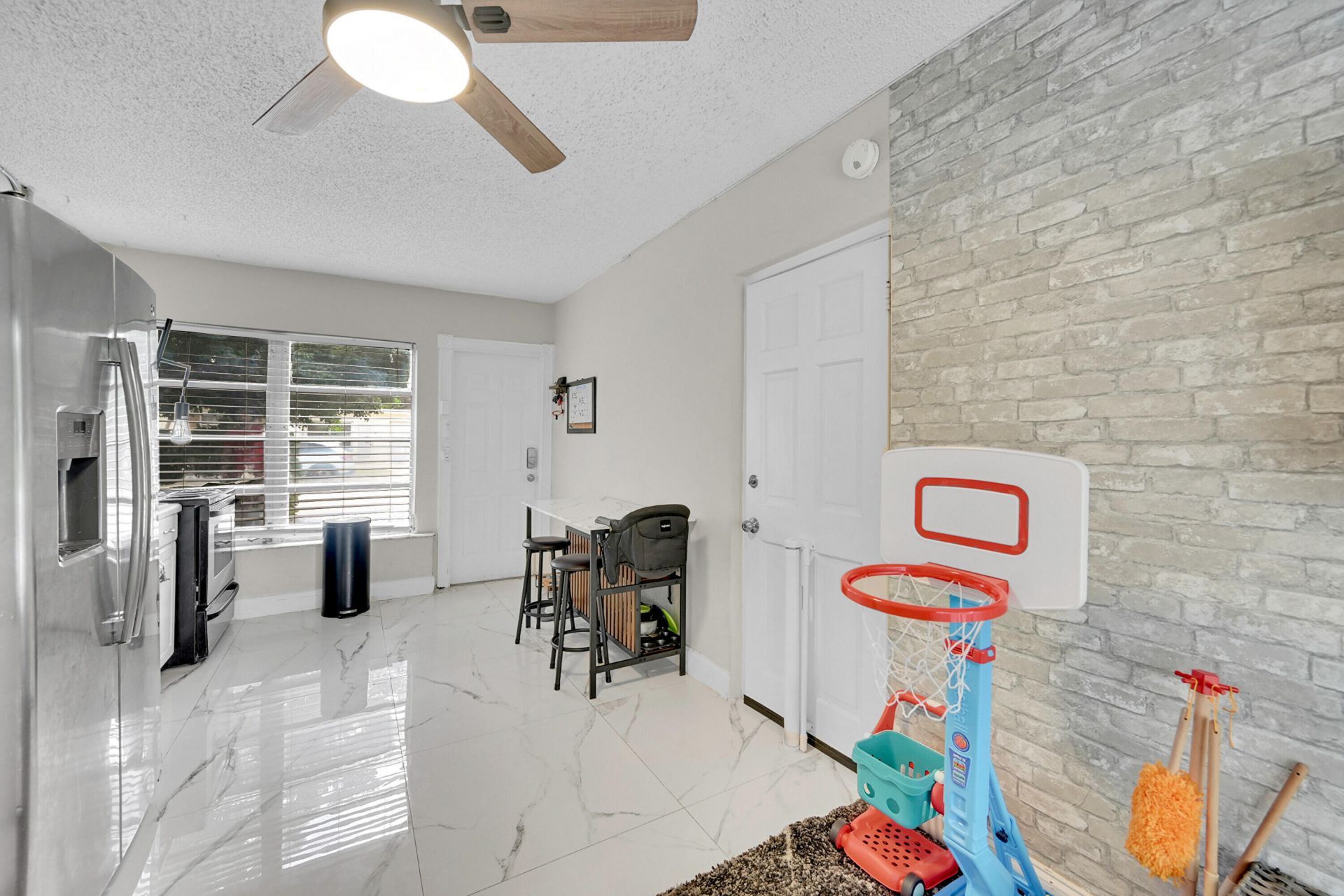 1331 S Palmway, Lake Worth Beach, FL 33460 Photo