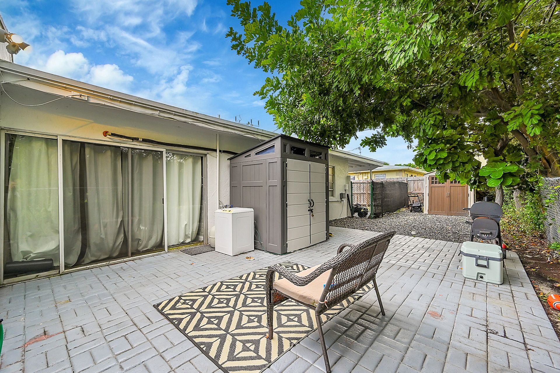 1331 S Palmway, Lake Worth Beach, FL 33460 Photo