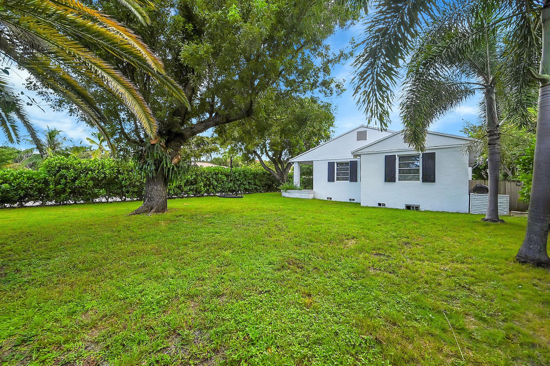 1331 S Palmway, Lake Worth Beach, FL 33460 Photo
