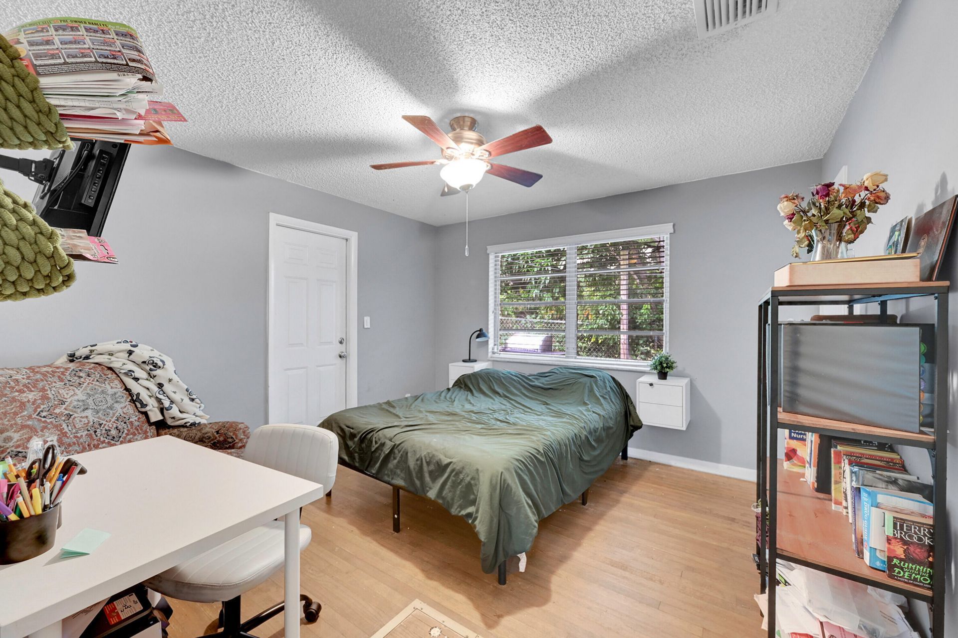 1331 S Palmway, Lake Worth Beach, FL 33460 Photo