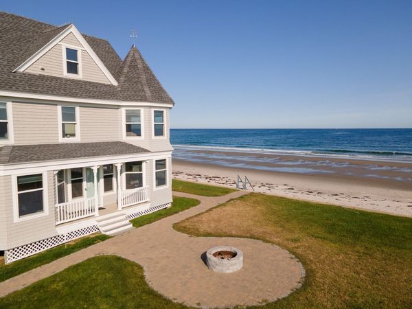 69 Fortunes Rocks Road, Biddeford, ME 04005