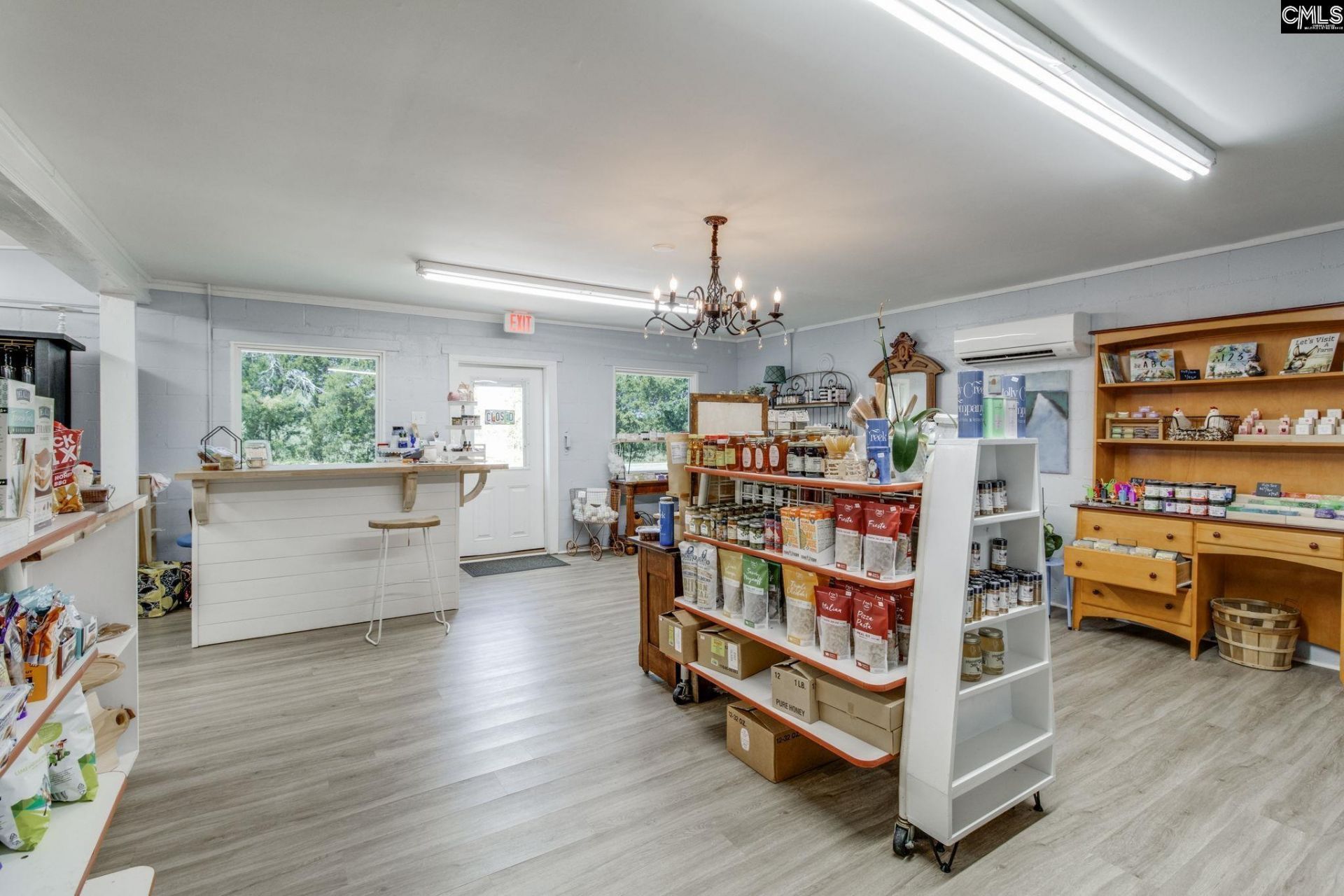 1051 21 Us Highway  Photo 10