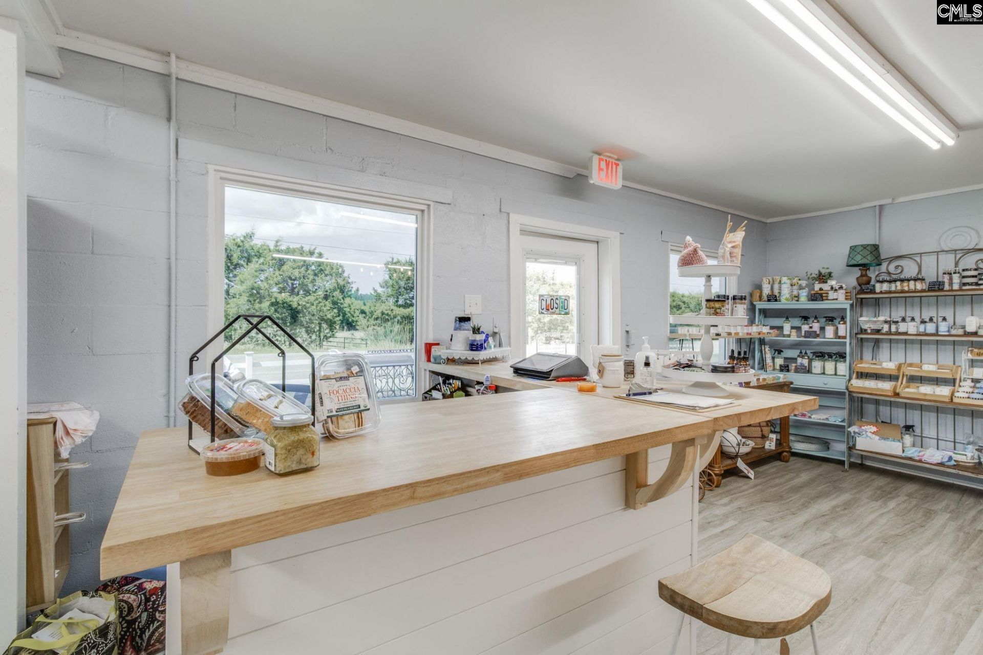 1051 21 Us Highway  Photo 16