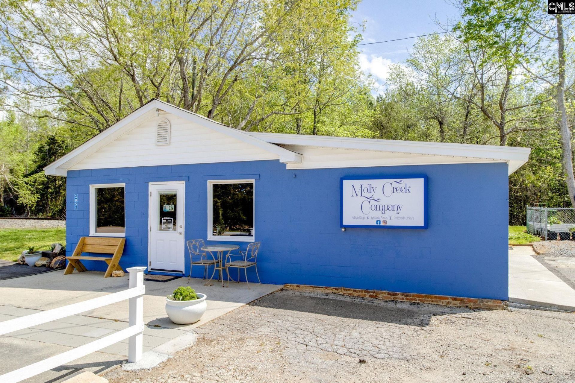 1051 21 Us Highway  Photo 4