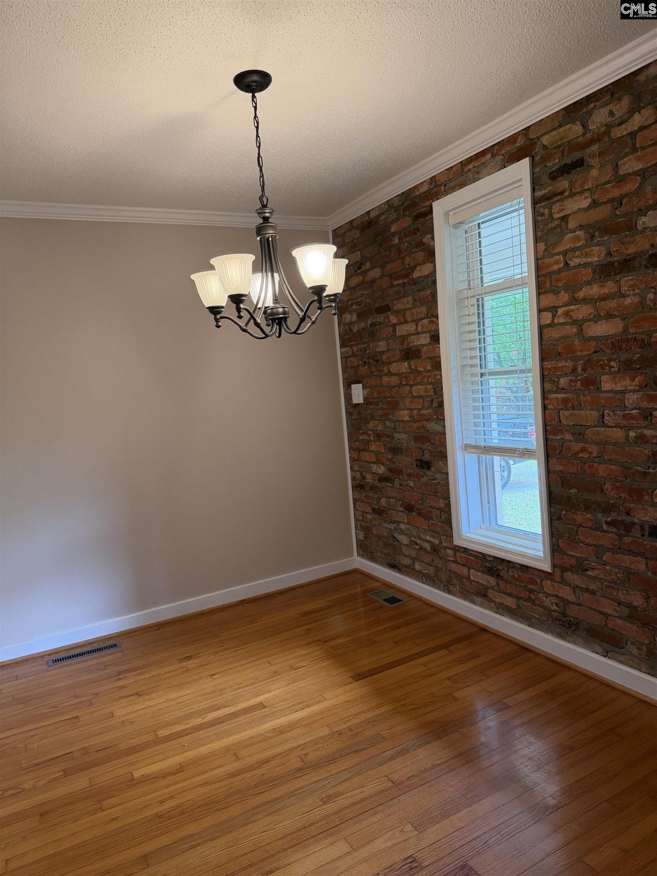 1705 Brook Drive  Photo 11