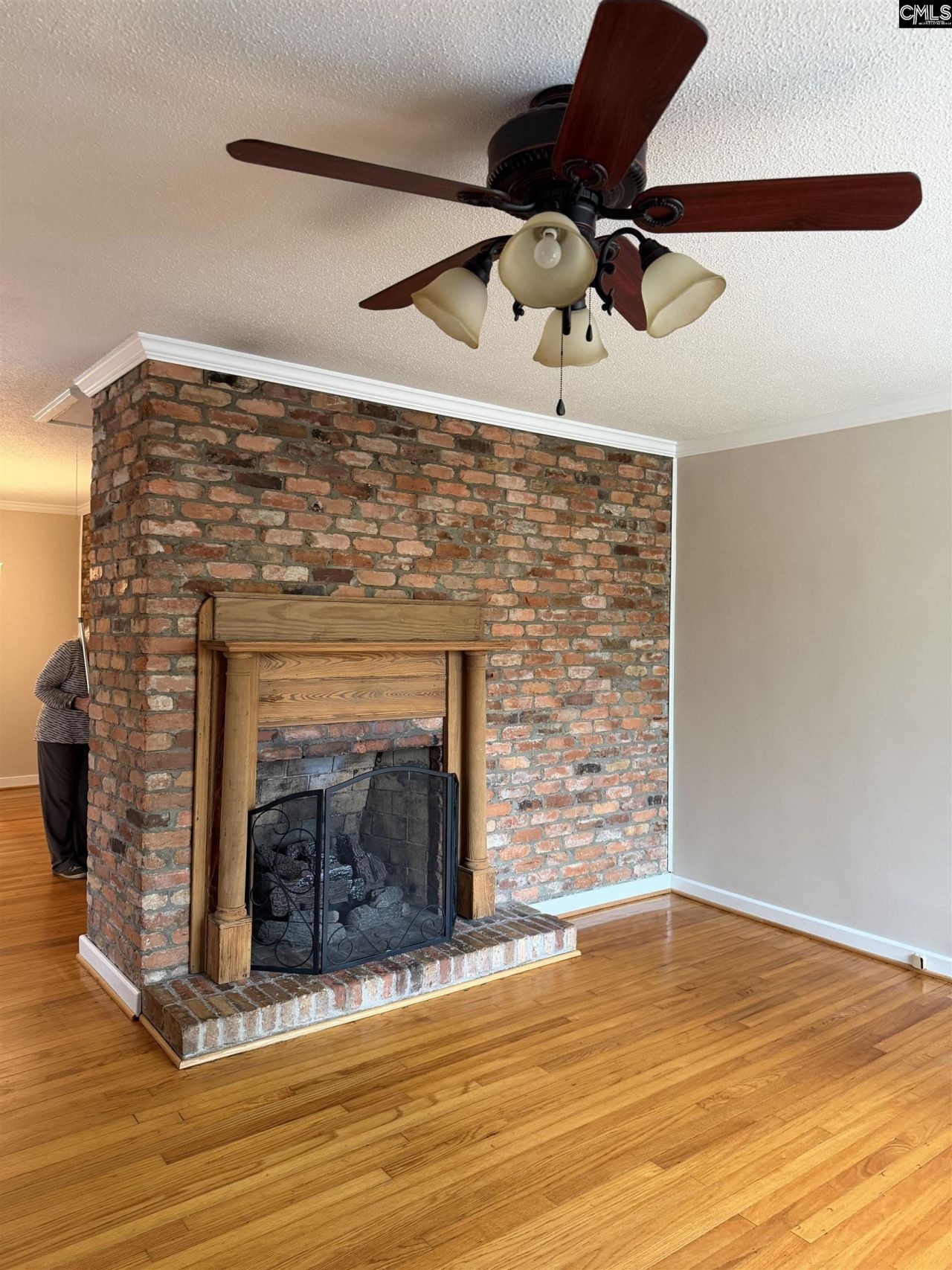 1705 Brook Drive  Photo 9