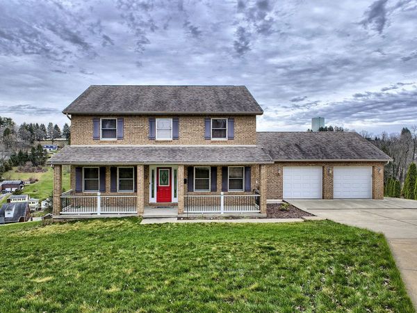 11227 Pershing Drive, North Huntingdon, PA 15642