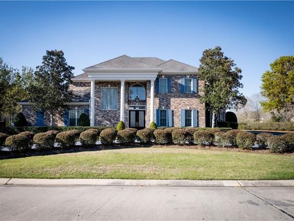 89 ENGLISH TURN Drive, New Orleans, LA 70131