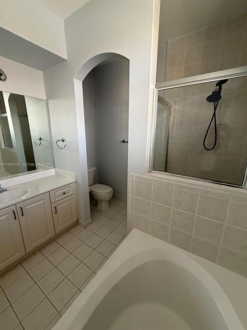 15274 SW 30th Ter, Miami, FL 33185 Photo