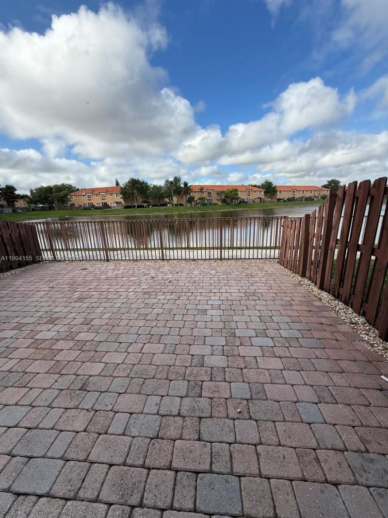 15274 SW 30th Ter, Miami, FL 33185 Photo