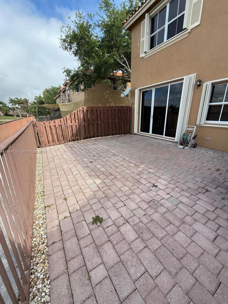 15274 SW 30th Ter, Miami, FL 33185 Photo