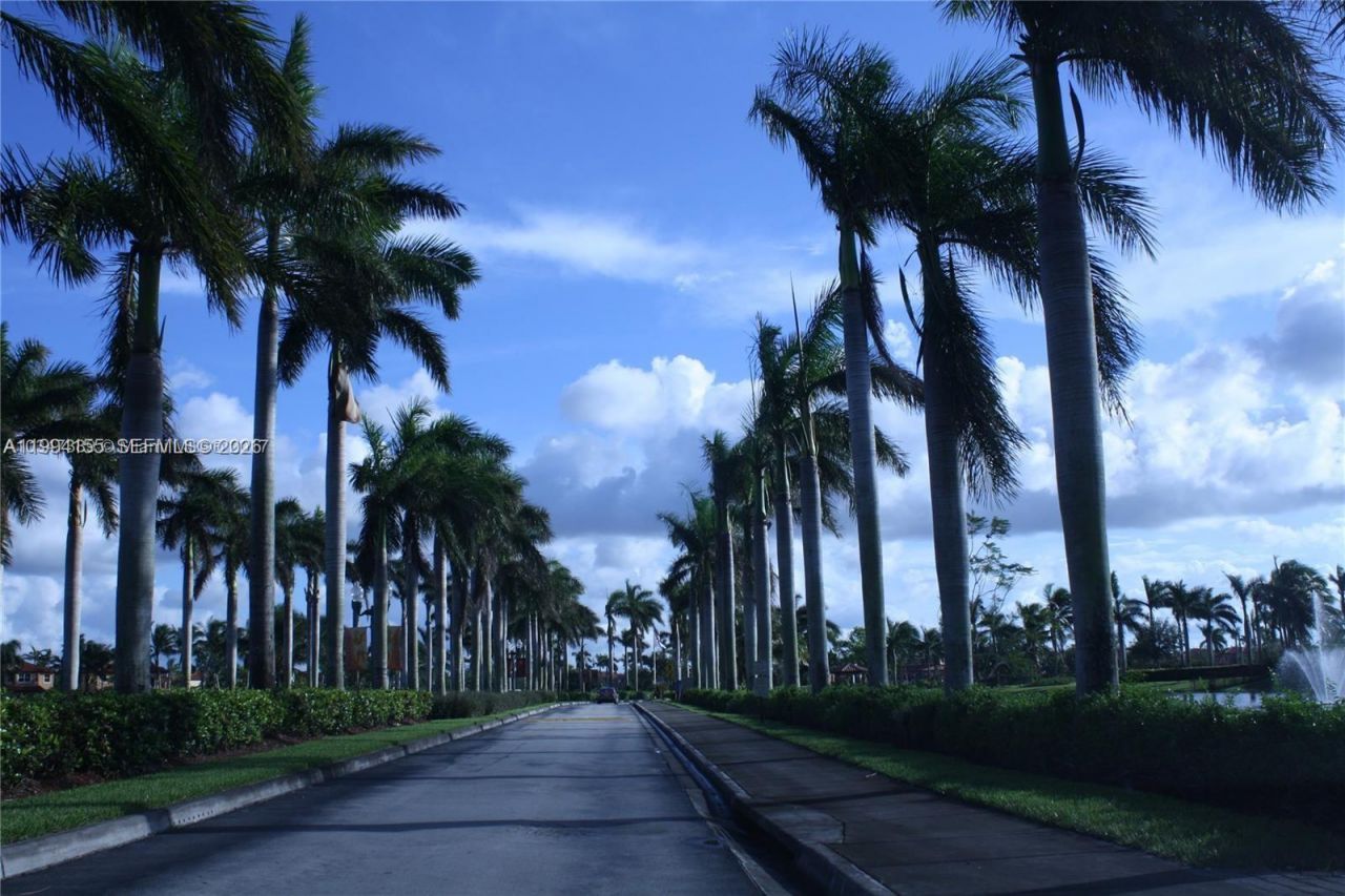 15274 SW 30th Ter, Miami, FL 33185 Photo