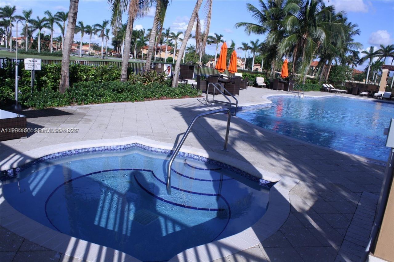 15274 SW 30th Ter, Miami, FL 33185 Photo