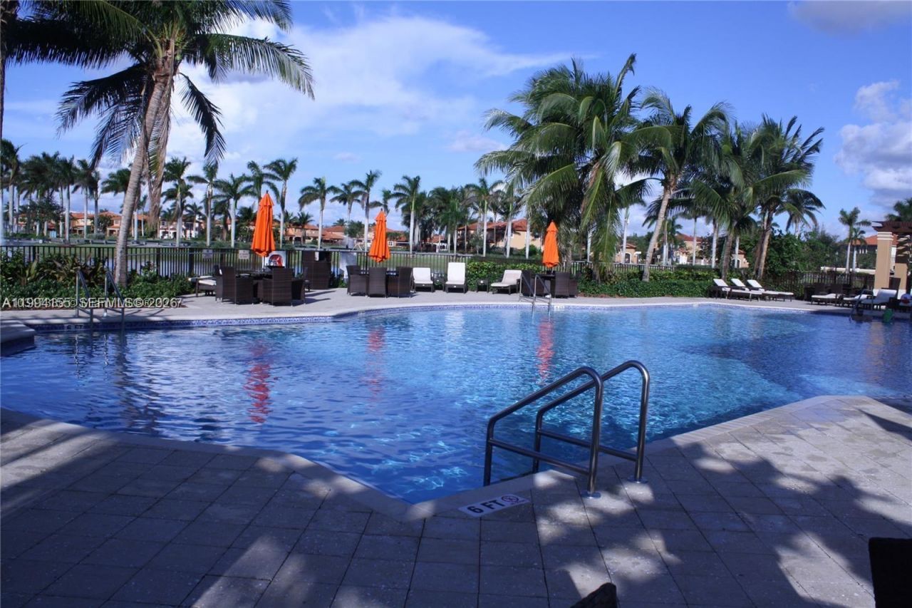 15274 SW 30th Ter, Miami, FL 33185 Photo