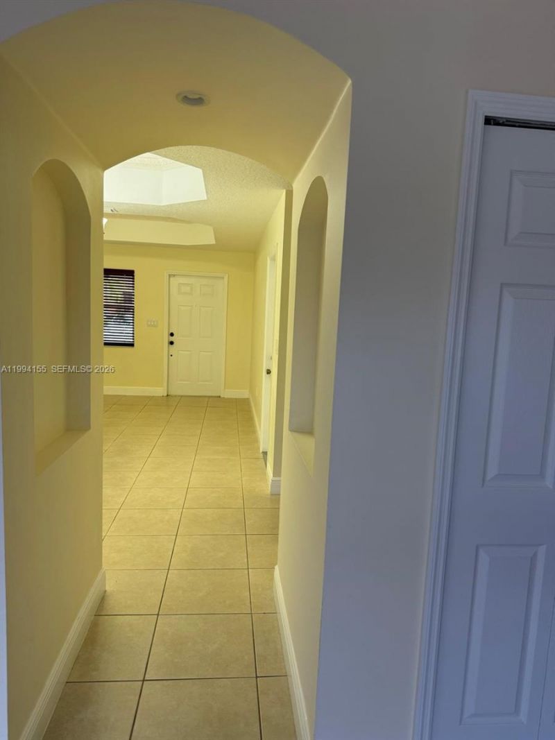 15274 SW 30th Ter, Miami, FL 33185 Photo