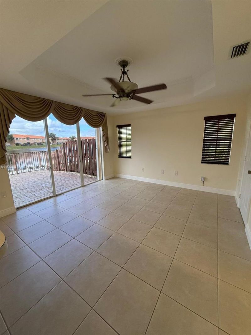 15274 SW 30th Ter, Miami, FL 33185 Photo