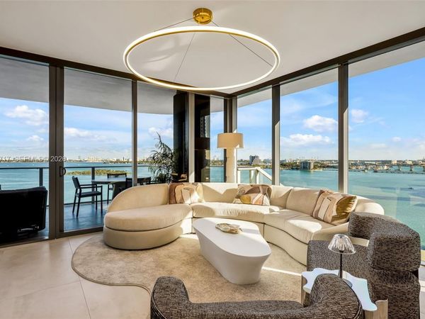 700 NE 24th St 24th St, Unit 1507, Miami, FL 33137