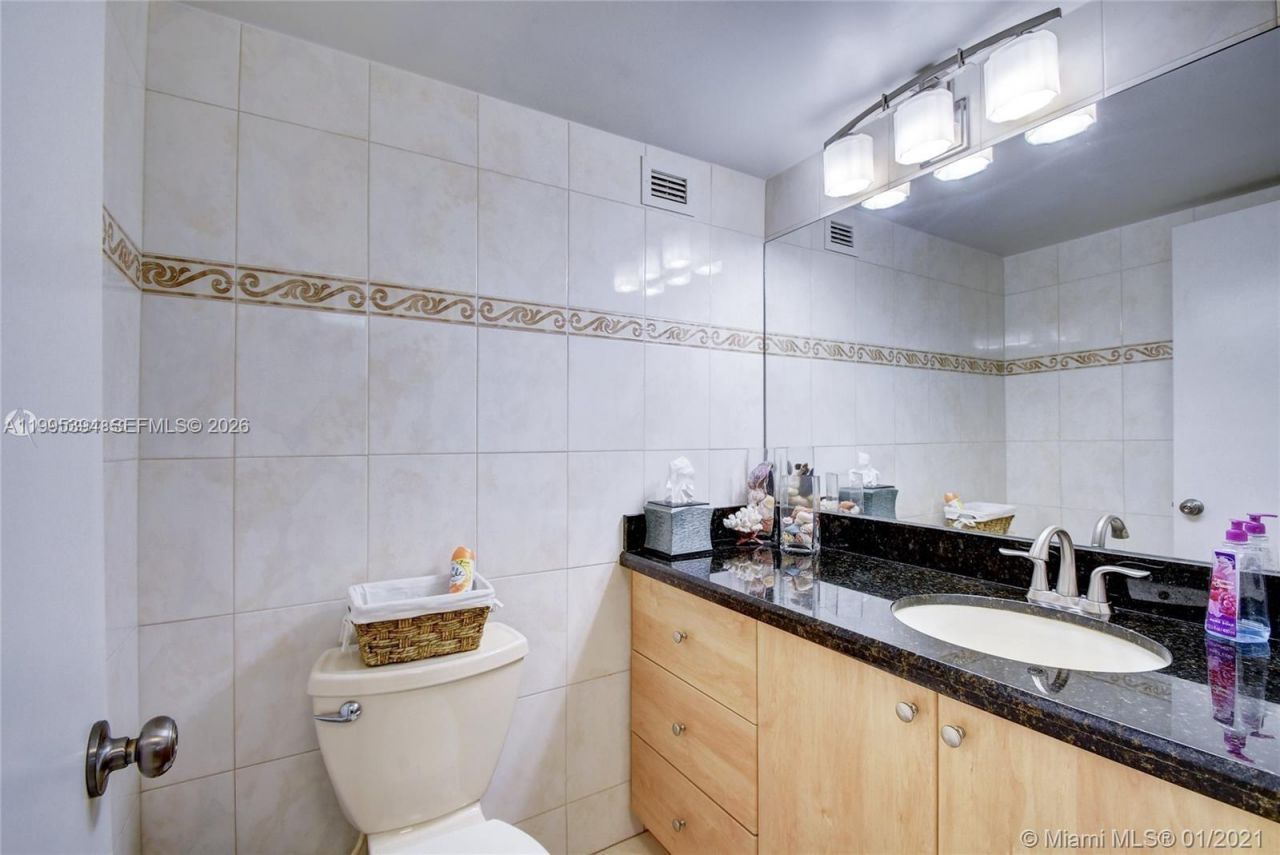 3800 S Ocean Dr , Unit 902, Hollywood, FL 33019 Photo