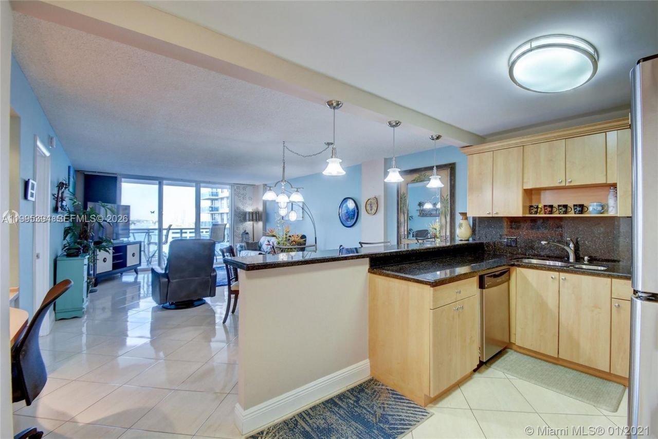 3800 S Ocean Dr , Unit 902, Hollywood, FL 33019 Photo