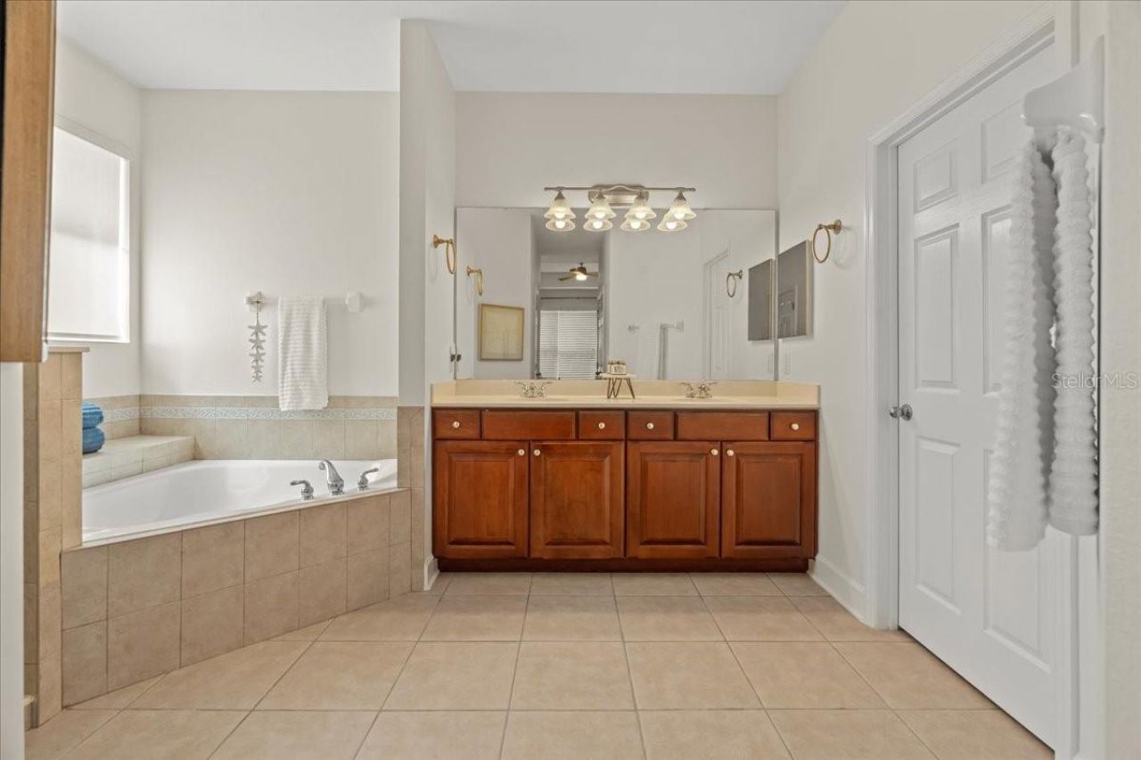 118 Birchmont Drive , Deland, FL 32724 Photo