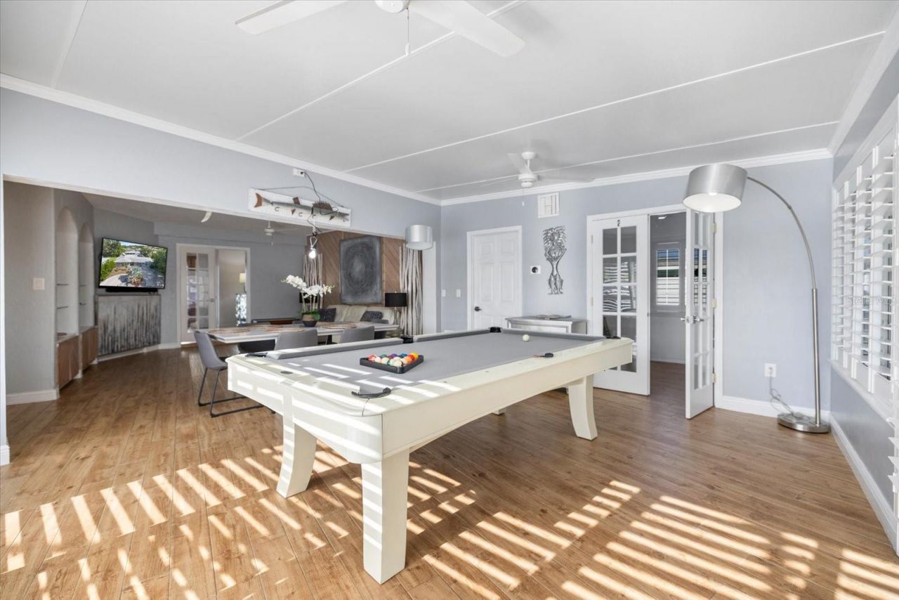 117 Aurora Street E, Venice, FL 34285 Photo