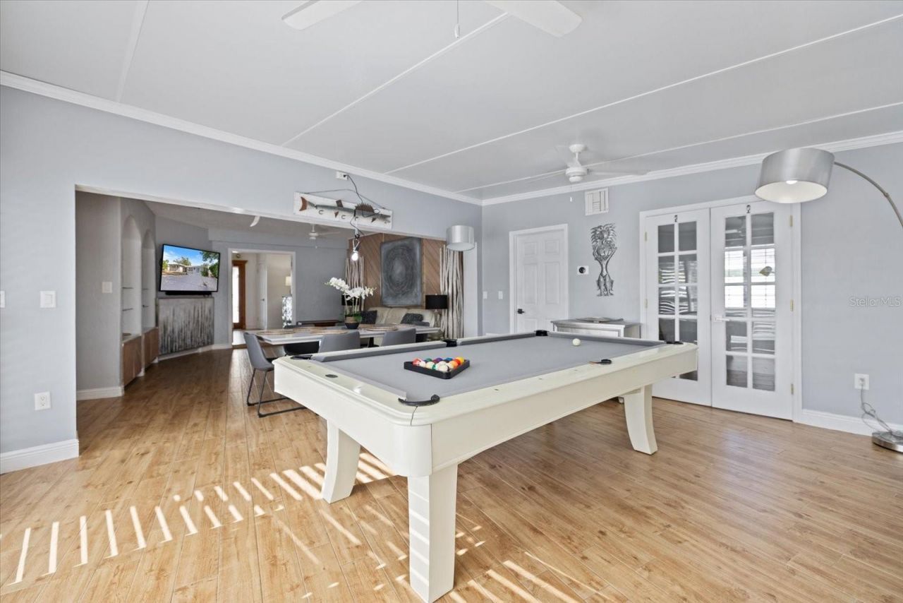 117 Aurora Street E, Venice, FL 34285 Photo