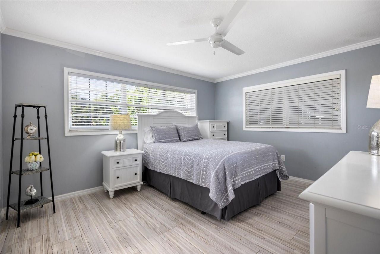 117 Aurora Street E, Venice, FL 34285 Photo