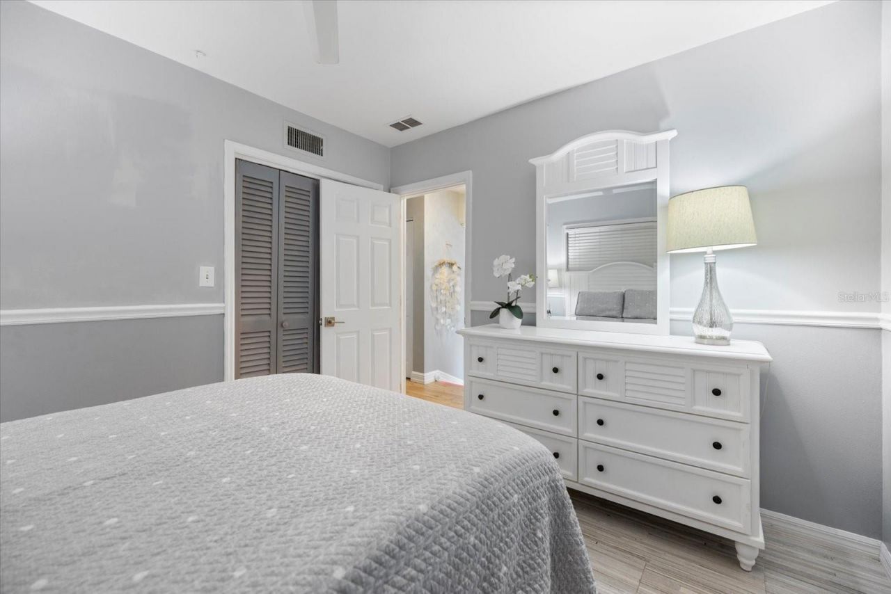 117 Aurora Street E, Venice, FL 34285 Photo