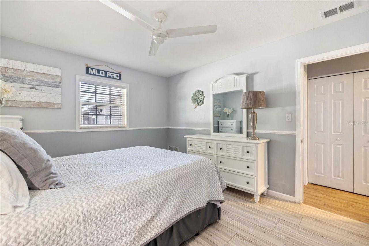 117 Aurora Street E, Venice, FL 34285 Photo