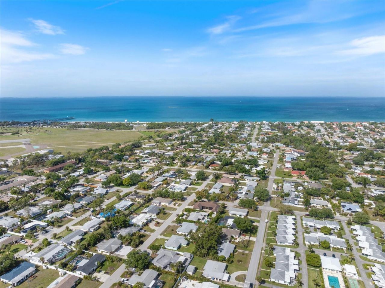 117 Aurora Street E, Venice, FL 34285 Photo