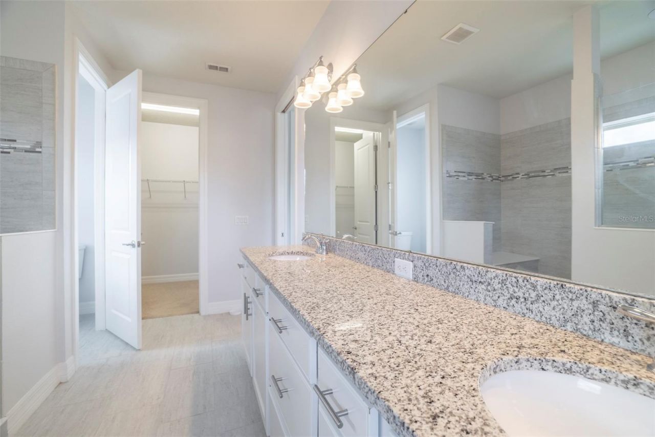 10950 Citron Oaks Drive , Orlando, FL 32836 Photo