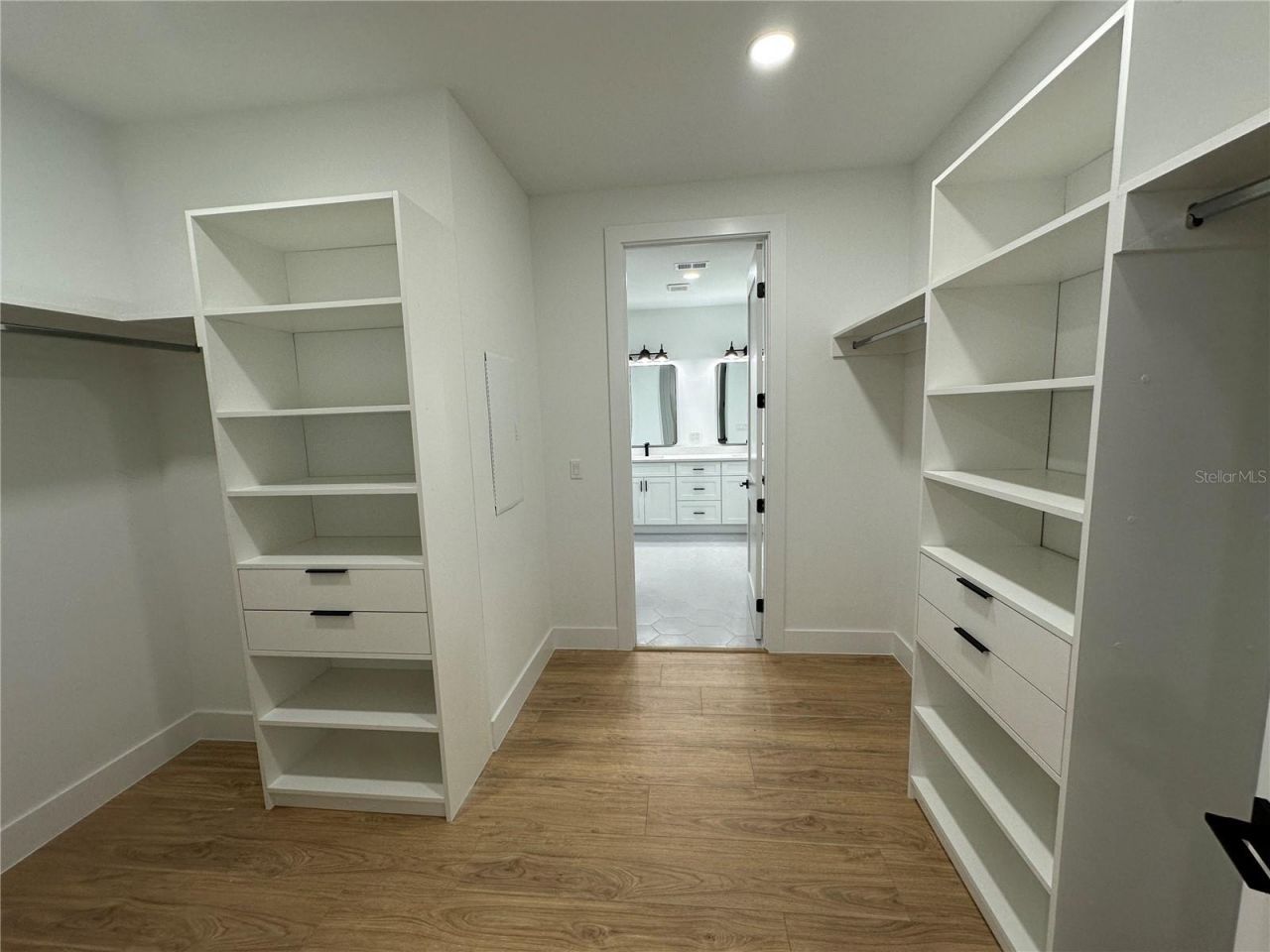 1317 E Harding Street , Orlando, FL 32806 Photo