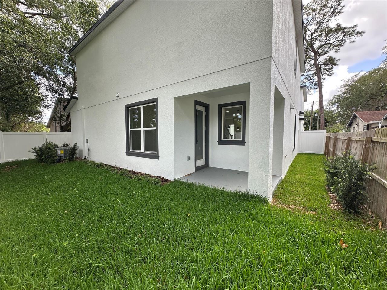 1317 E Harding Street , Orlando, FL 32806 Photo