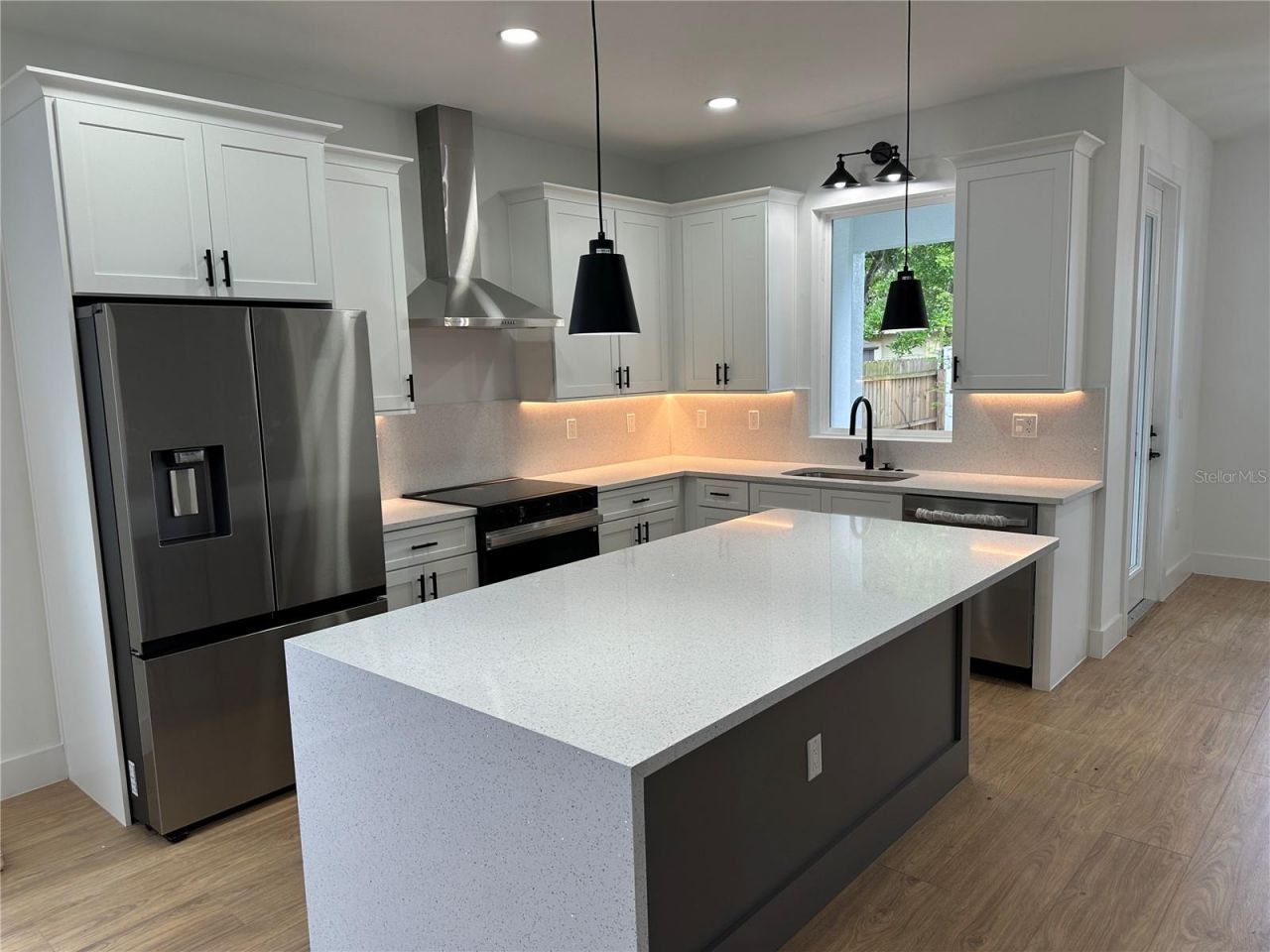 1317 E Harding Street , Orlando, FL 32806 Photo