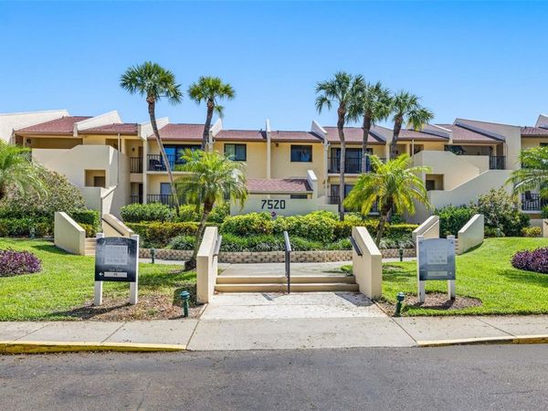 7520 SUNSHINE SKYWAY LANE S, Unit T22, ST PETERSBURG, FL 33711