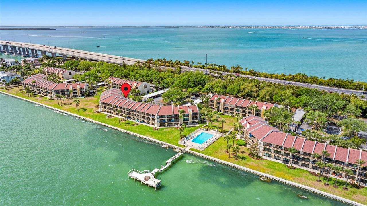 7520 Sunshine Skyway Lane S, Unit T22, Saint Petersburg, FL 33711 Photo