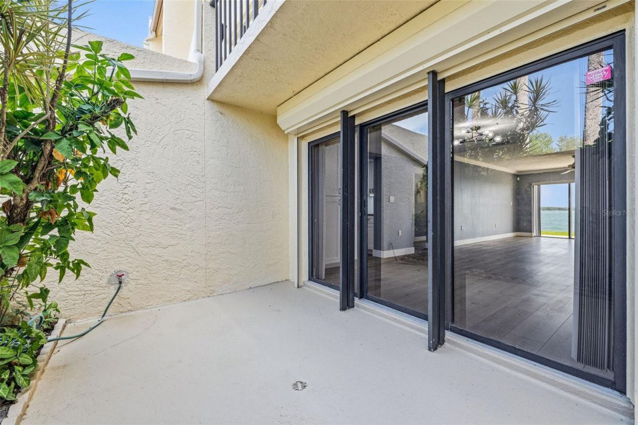 7520 Sunshine Skyway Lane S, Unit T22, Saint Petersburg, FL 33711 Photo