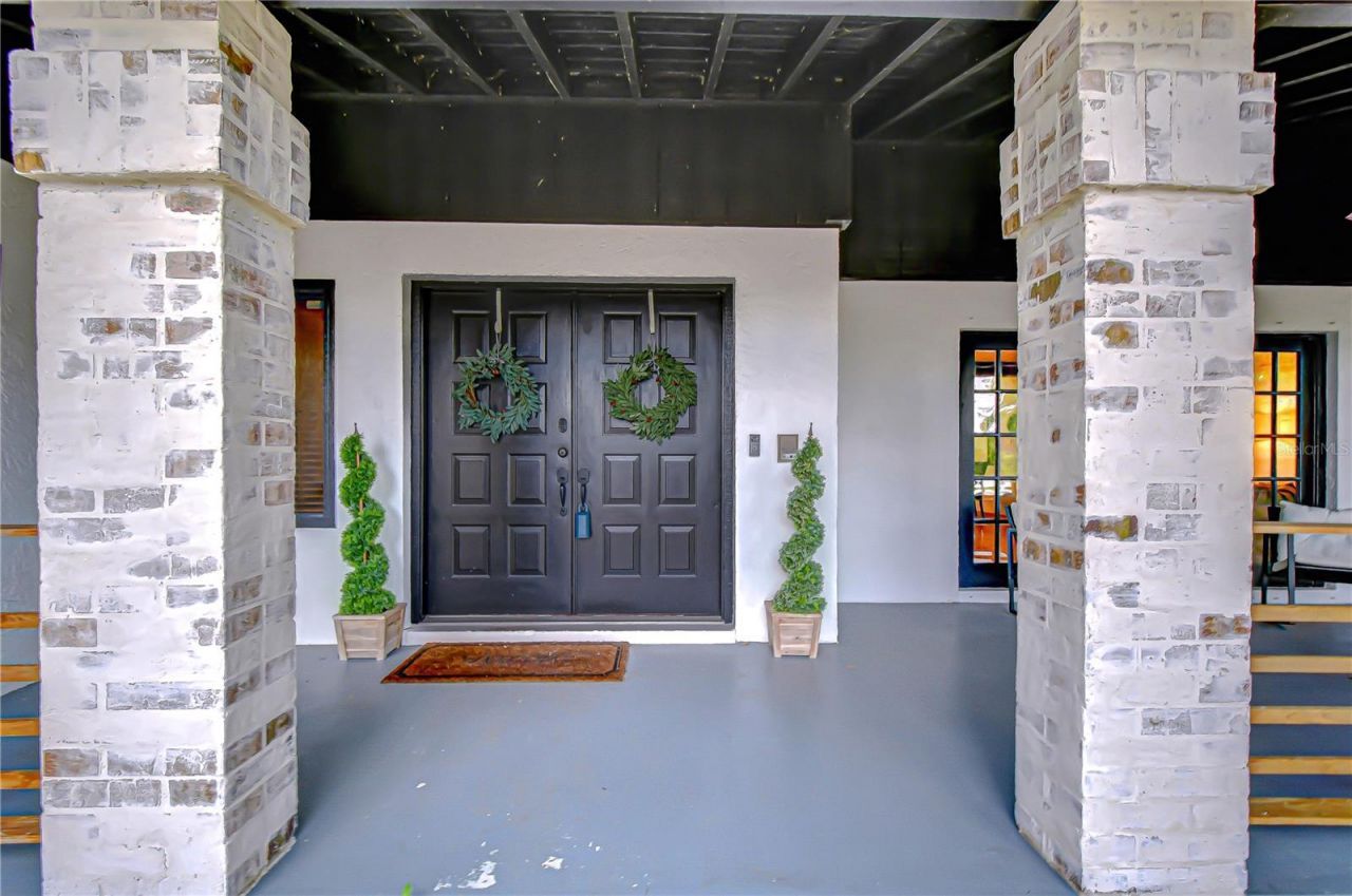 819 Bluegrass Lane , Brandon, FL 33510 Photo