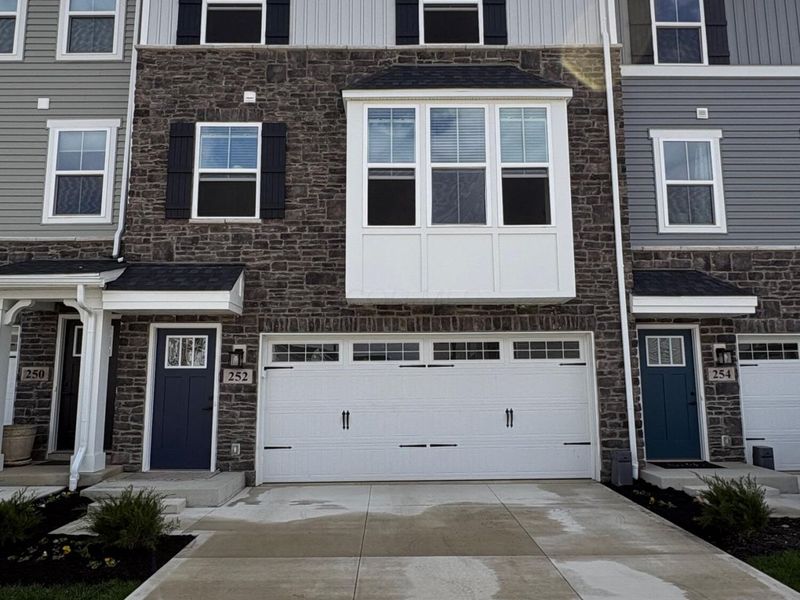 252 Via Corso, Delaware, OH 43015 Photo 1