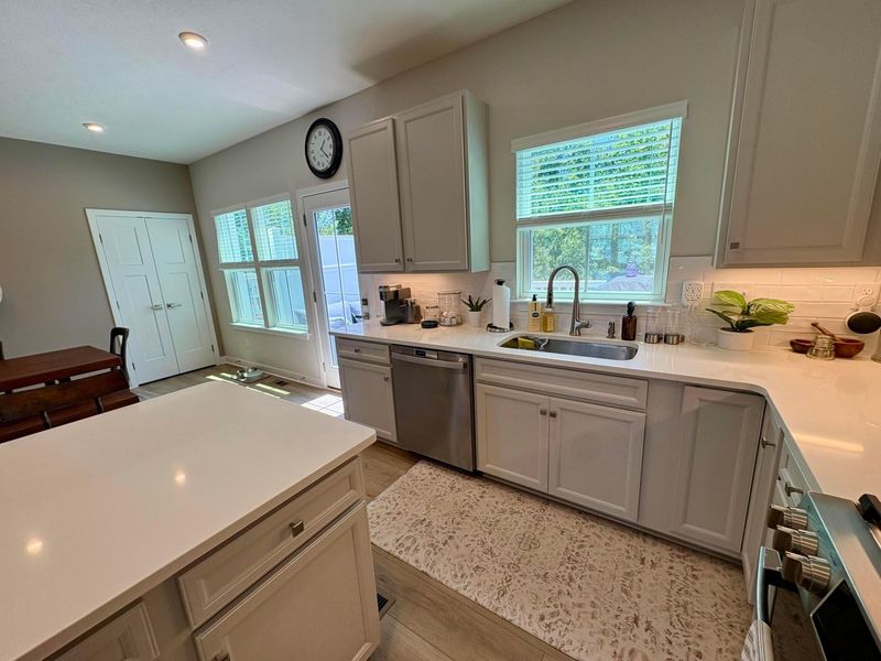 252 Via Corso, Delaware, OH 43015 Photo 3