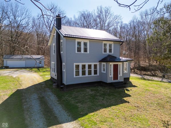 749 S River Road, Covington, IN 47932