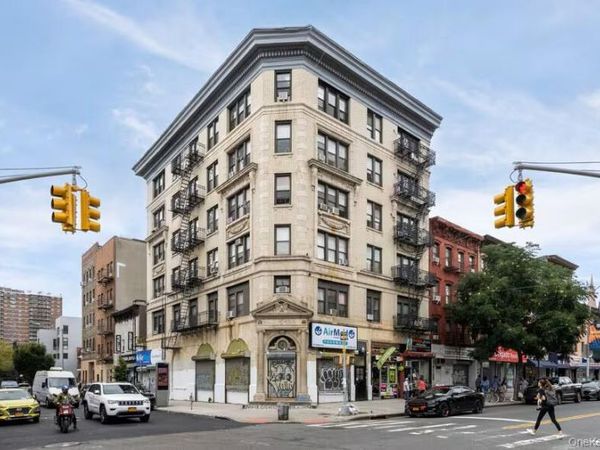 87 Graham Avenue , Brooklyn, NY 11206